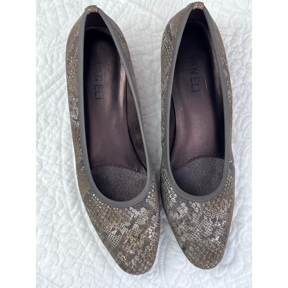 Vaneli Women's Size 7N Copper/Silver Suede Snake Skin Print Slip On Heels - Picture 9 of 11